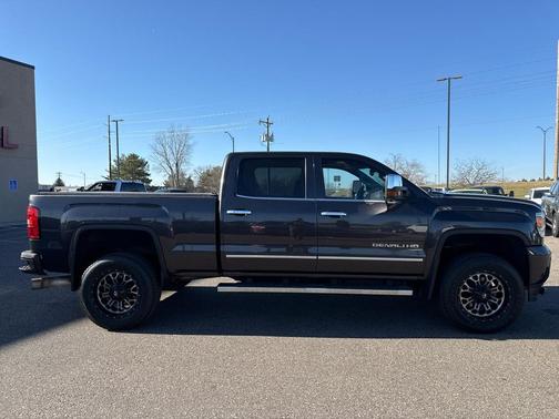 2015 GMC Sierra 2500 Denali