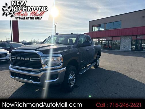 2019 RAM 2500 Big Horn Crew Cab 4x4 6'4' Box