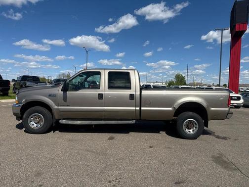 Gold 2002 Ford F-350 Lariat
