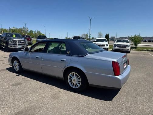 Light Blue 2004 Cadillac DeVille Base