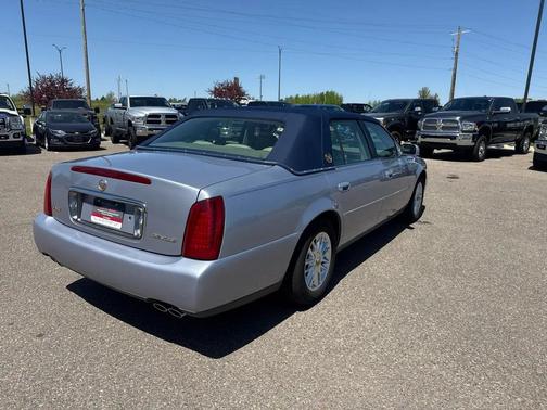 Light Blue 2004 Cadillac DeVille Base