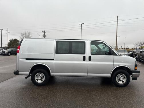 2021 Chevrolet Express 3500 RWD 3500 Regular Wheelbase WT