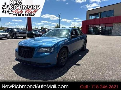 2022 Chrysler 300 Touring