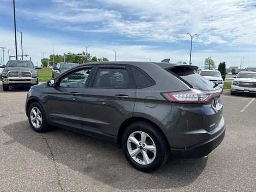 Magnetic Metallic 2016 Ford Edge SE