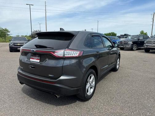 Magnetic Metallic 2016 Ford Edge SE