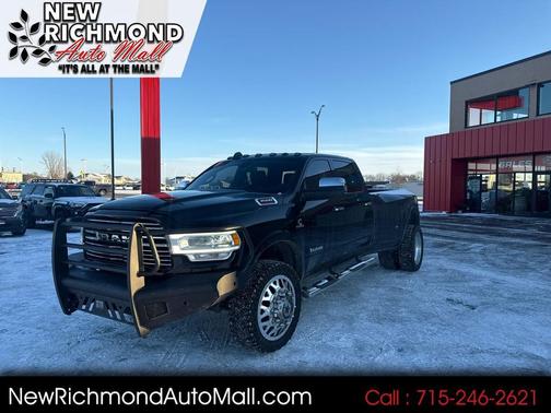 2019 RAM 3500 Laramie Crew Cab 4x4 8' Box
