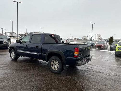 2005 GMC Sierra 1500 SLE Crew Cab