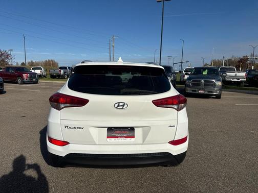 2018 Hyundai TUCSON SEL
