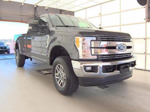 2017 Ford F-350 Lariat