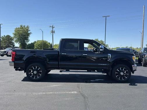 Shadow Black 2017 Ford F-250 XLT
