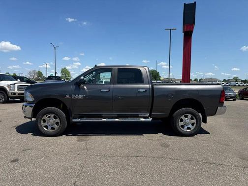 Granite Crystal Metallic Clearcoat 2016 RAM 2500 Big Horn