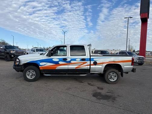 2005 Chevrolet Silverado 2500 LS H/D Crew Cab