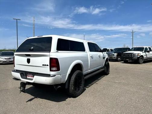 2018 RAM 3500 Laramie Crew Cab 4x4 6'4' Box