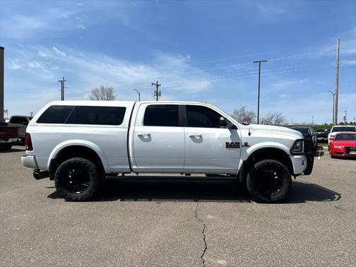 2018 RAM 3500 Laramie Crew Cab 4x4 6'4' Box