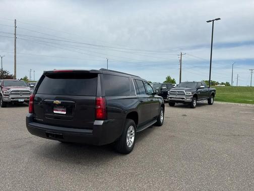 Gray 2016 Chevrolet Suburban LT