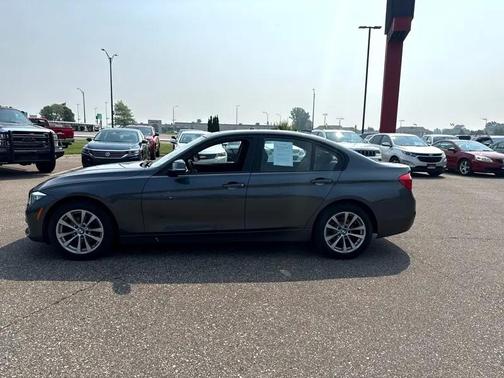 2017 BMW 320 i