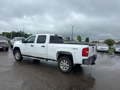 Summit White 2011 Chevrolet Silverado 2500 LT