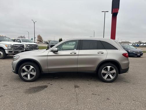 2019 Mercedes-Benz GLC 300 4MATIC