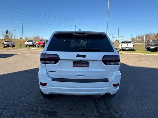 2019 Jeep Grand Cherokee Altitude