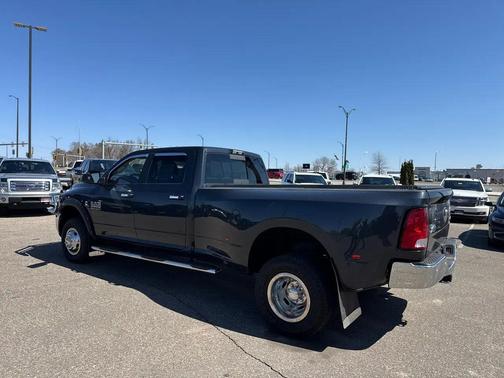 2018 RAM 3500 Big Horn Crew Cab 4x4 8' Box