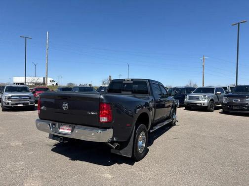 2018 RAM 3500 Big Horn Crew Cab 4x4 8' Box