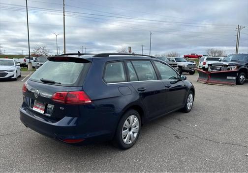 2015 Volkswagen Golf SportWagen TDI S 4-Door
