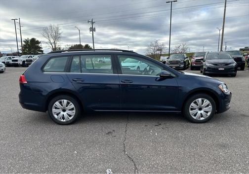 2015 Volkswagen Golf SportWagen TDI S 4-Door