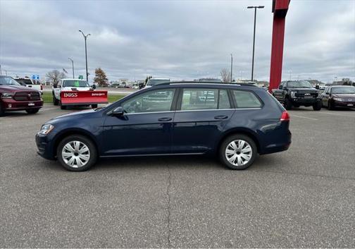 2015 Volkswagen Golf SportWagen TDI S 4-Door