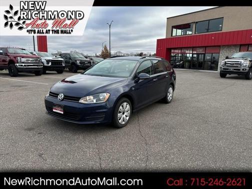 2015 Volkswagen Golf SportWagen TDI S 4-Door