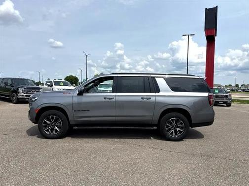 2021 Chevrolet Suburban 4WD Z71