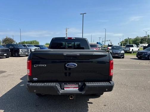Ruby Red Metallic Tinted Clearcoat 2015 Ford F-150 XLT