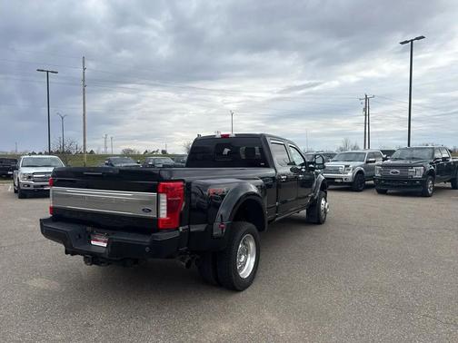 Shadow Black Metallic 2018 Ford F-450 Limited
