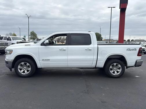 Bright White Clearcoat 2021 RAM 1500 Laramie