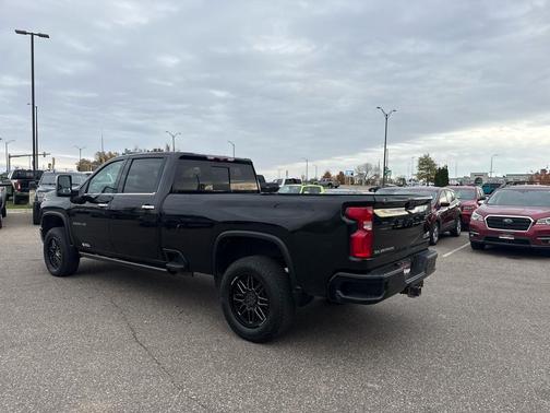 2022 Chevrolet Silverado 3500 High Country