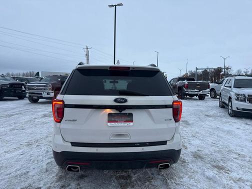 2016 Ford Explorer Sport