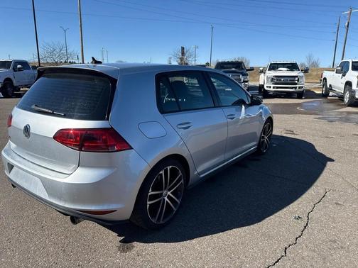 2017 Volkswagen Golf GTI 2.0T S 4-Door