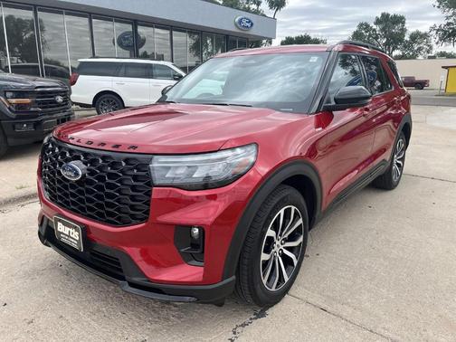 Rapid Red Metallic Tinted Clearcoat 2025 Ford Explorer ST-Line