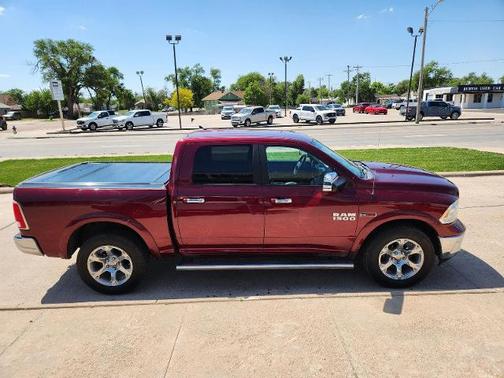 2017 RAM 1500 LARAMIE
