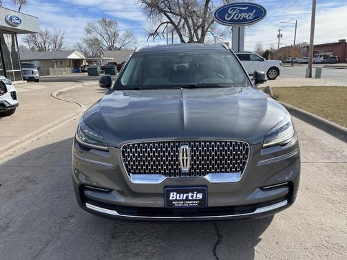 2023 Lincoln Aviator Standard AWD