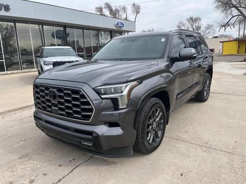 2024 Toyota Sequoia Platinum