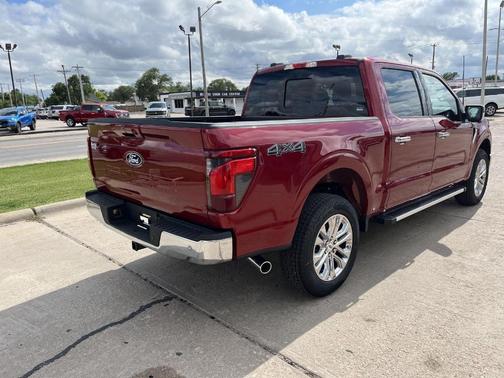 Ruby Red Metallic Tinted Clearcoat 2026 Ford F-150 XLT