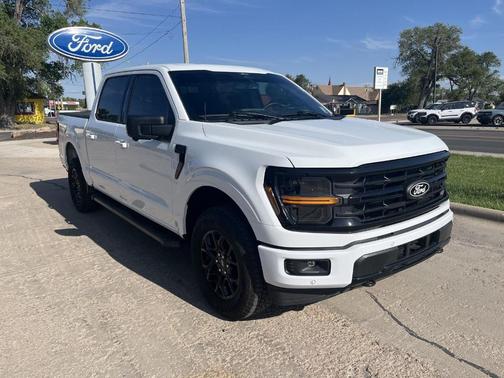 Oxford White 2025 Ford F-150 XLT