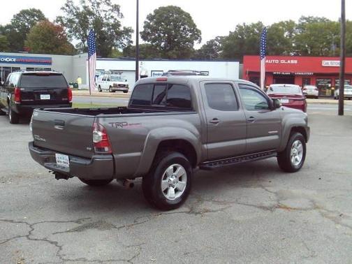 2015 Toyota Tacoma Base