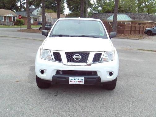 2017 Nissan Frontier SV