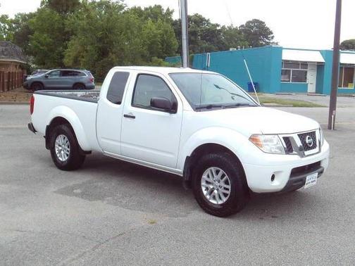2017 Nissan Frontier SV
