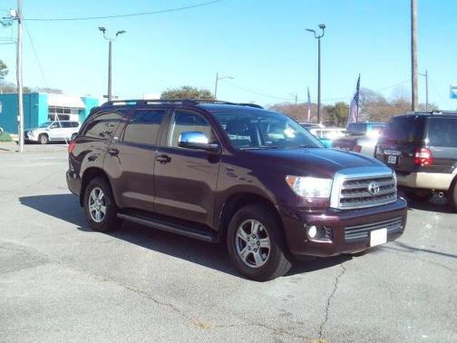 2017 Toyota Sequoia SR5
