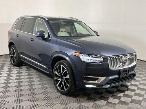 2024 Volvo XC90 B6 Ultimate Bright Theme 7-Seater