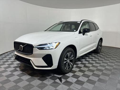 2025 Volvo XC60 Plug-In Hybrid T8 Core