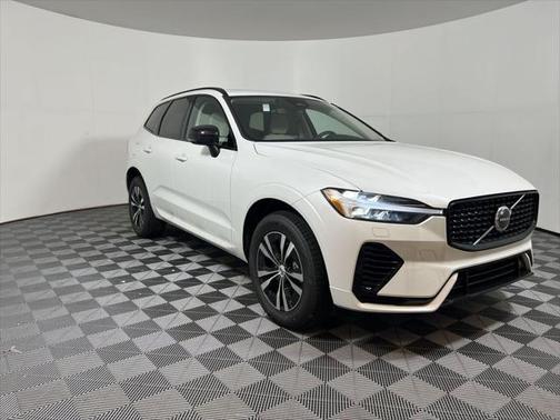 2025 Volvo XC60 Plug-In Hybrid T8 Core