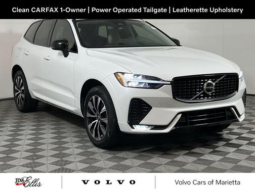 2024 Volvo XC60 B5 Core Dark Theme